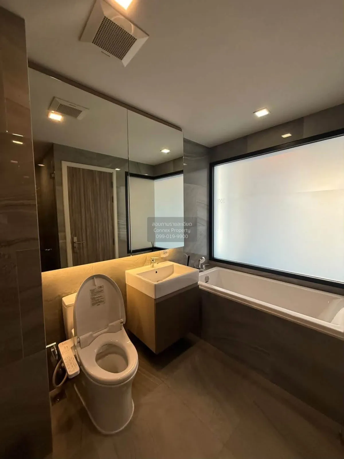 For Rent Condo , Ideo Q Sukhumvit 36 , corner unit , BTS-Thong Lo