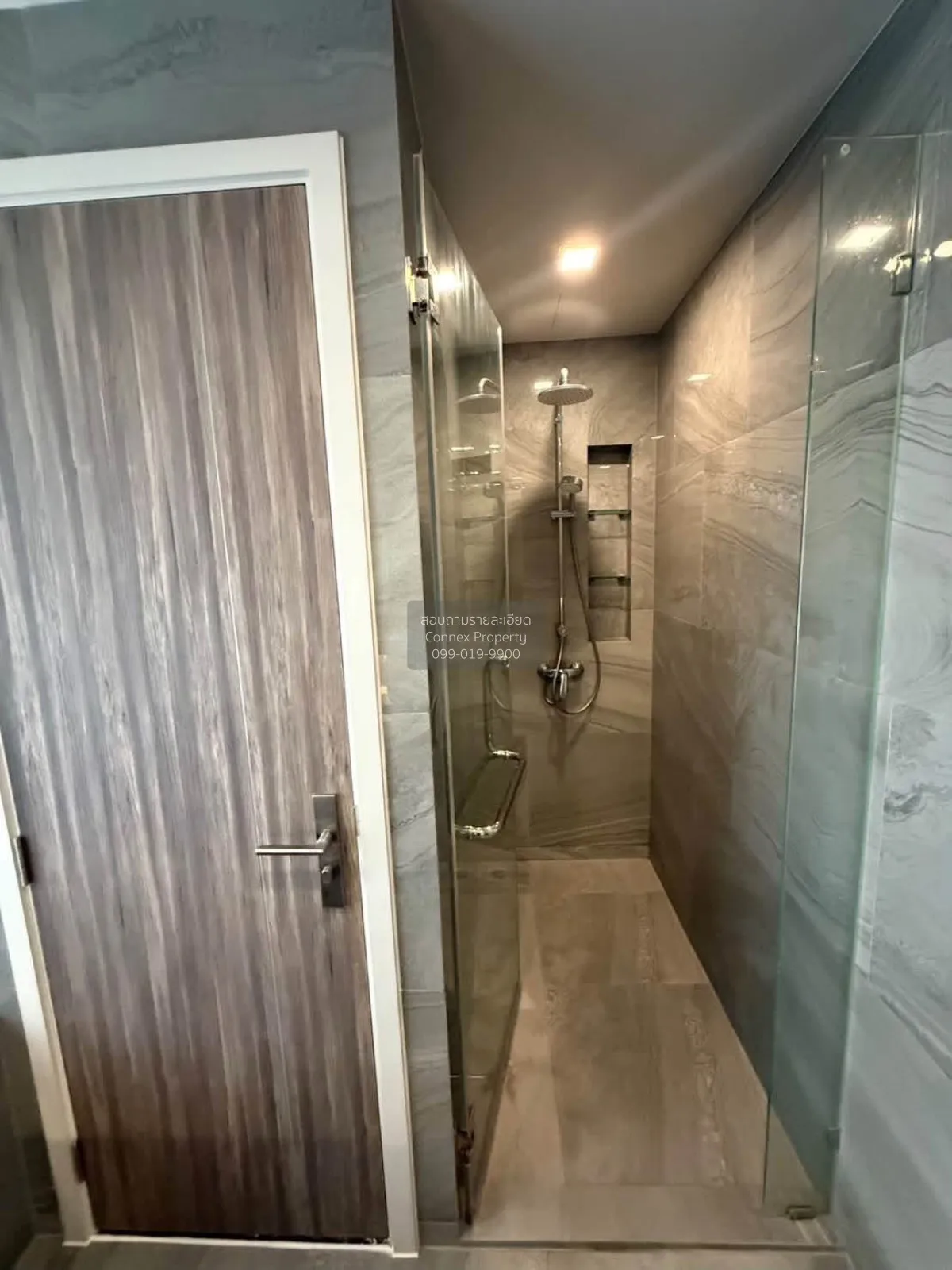 For Rent Condo , Ideo Q Sukhumvit 36 , corner unit , BTS-Thong Lo