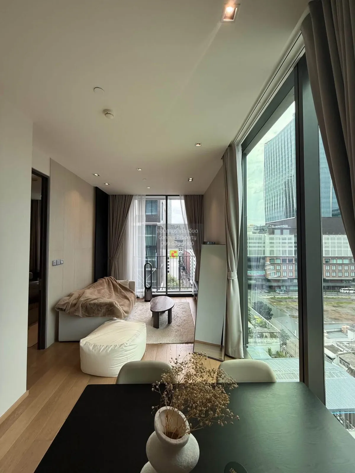 For Rent Condo , 28 Chidlom , nice view , corner unit , BTS-Chit  3