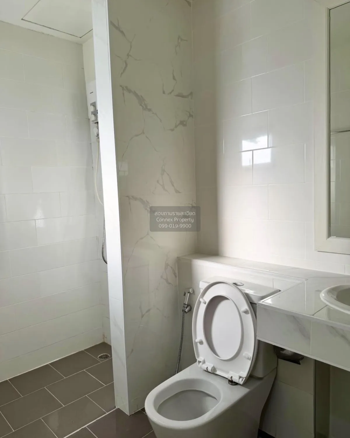 For Sale Condo , Phanason City Condo , high floor , newly renovat