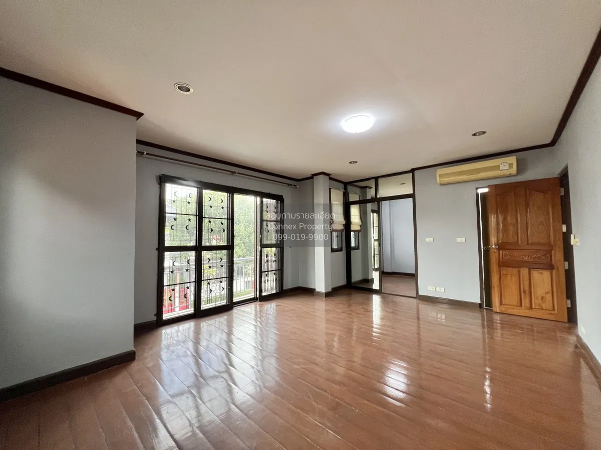 For Sale House , Private Ramintra , corner unit , Bang Chan , Kha