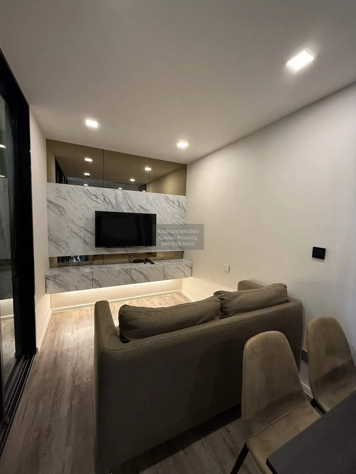 For Sale Condo , Brown Condo Huaikwang , nice view , newly renova 1