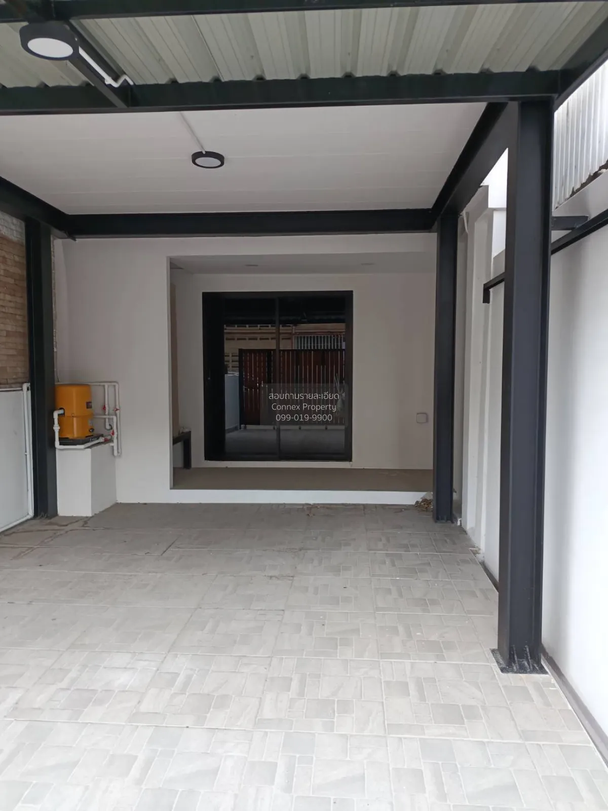 For Sale Three - storey townhouse, 20 square wah, Soi Ladprao 93. 3