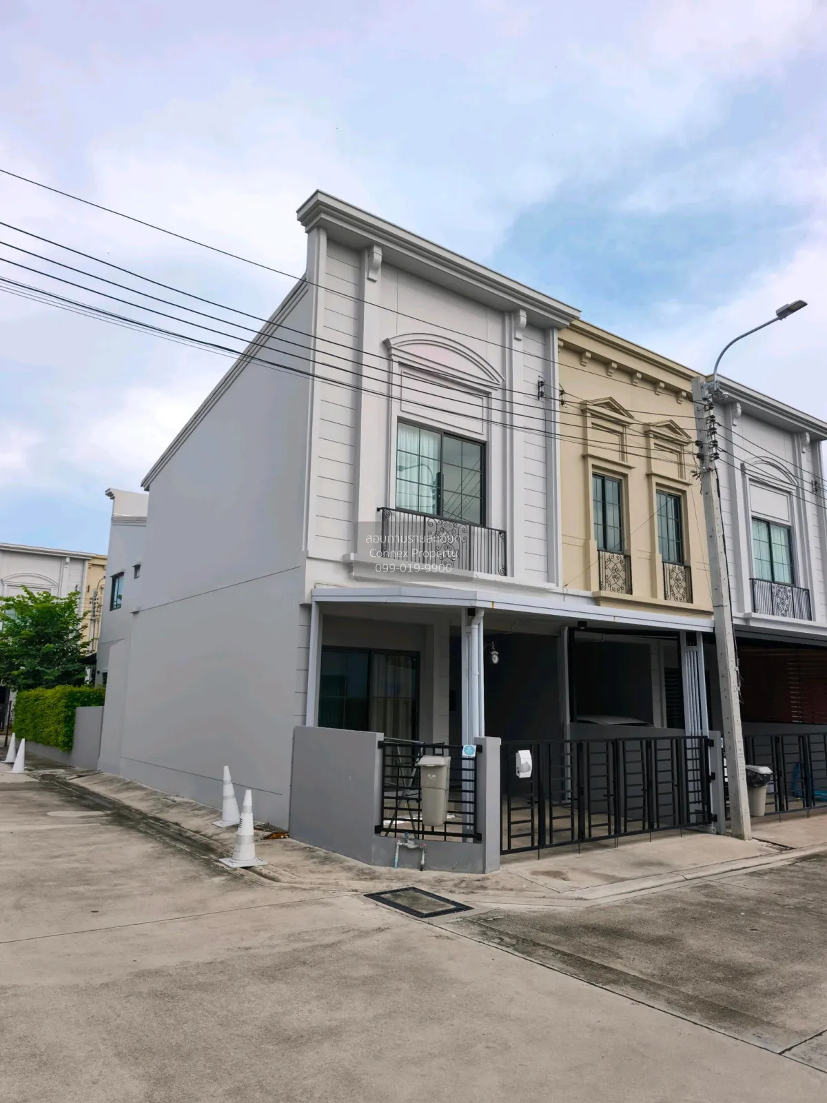 For Sale Townhouse/Townhome  , Siri Place Mega Bangna , Bang Kaeo 2