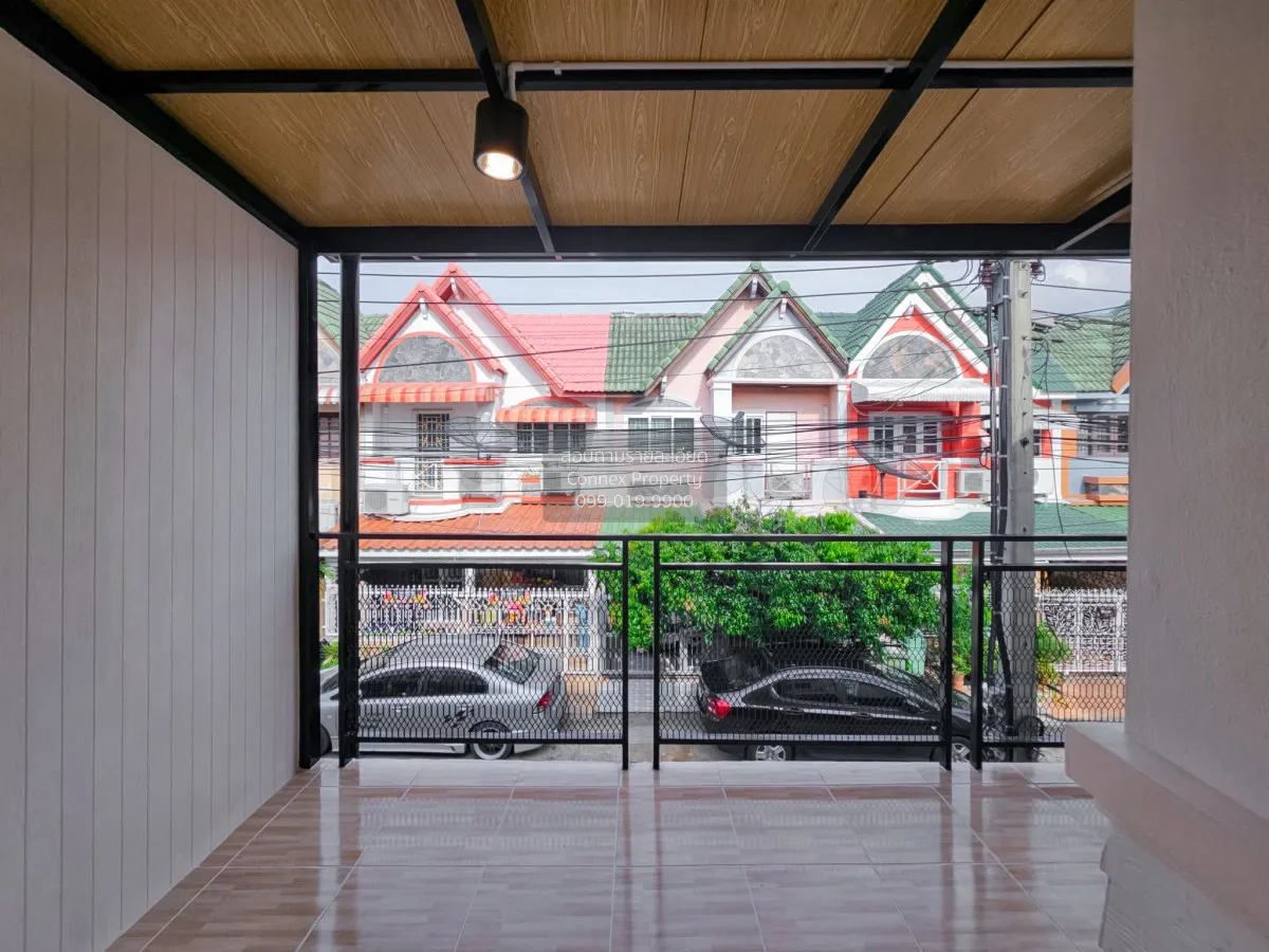 ขายทาวน์เฮ้าส์/ทาวน์โฮม  บ้านรัตนาธานี ซอยวัดลาดปลาดุก รีโนเวทใหม