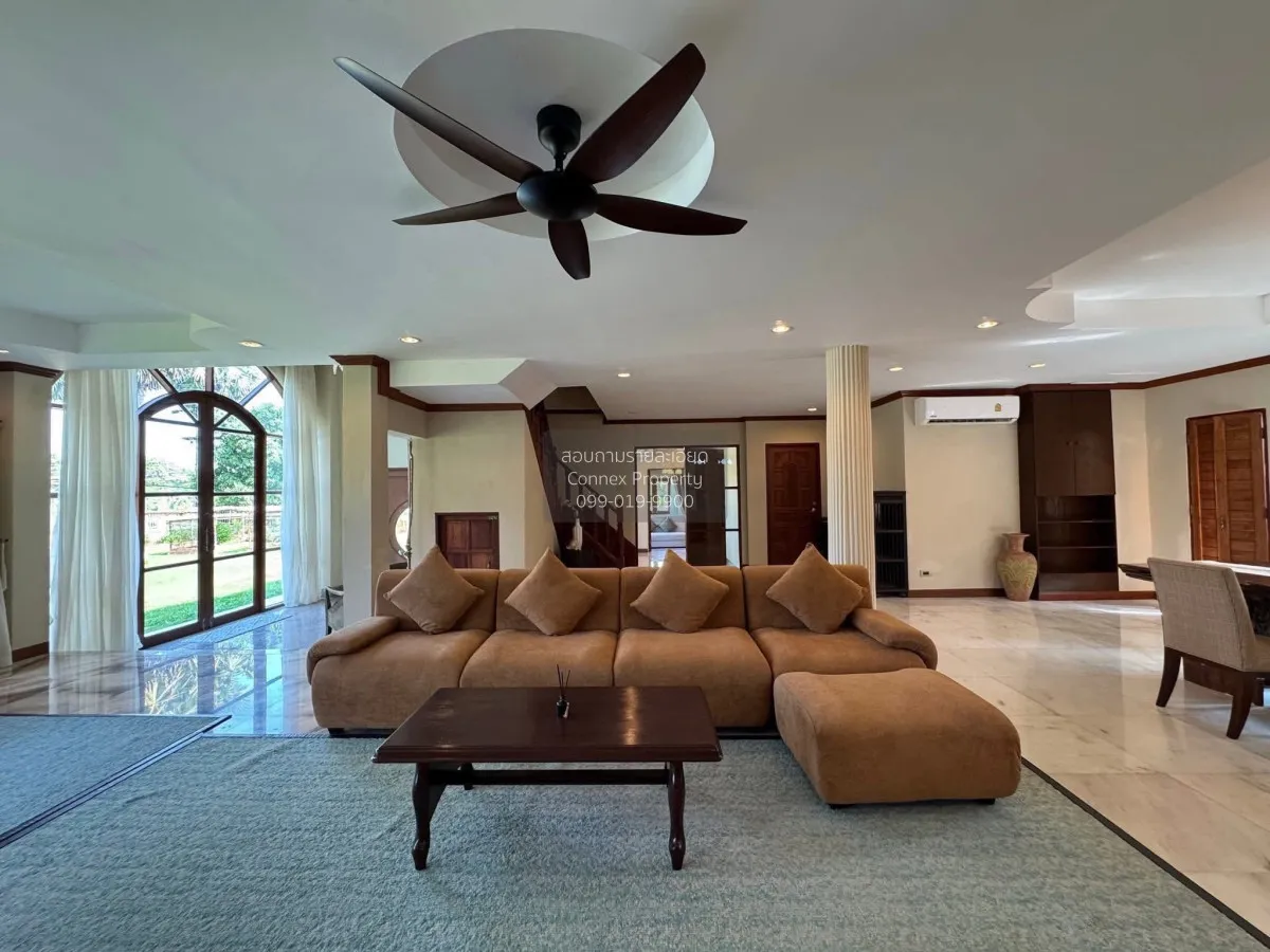 For Sale Rare Giant Palm Tree Retreat Villa in Chalong on Over 1 