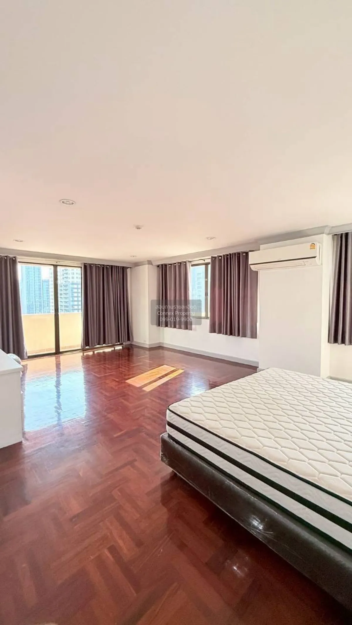 For Rent Apartment , Charan Tower , high floor , wide frontage , 