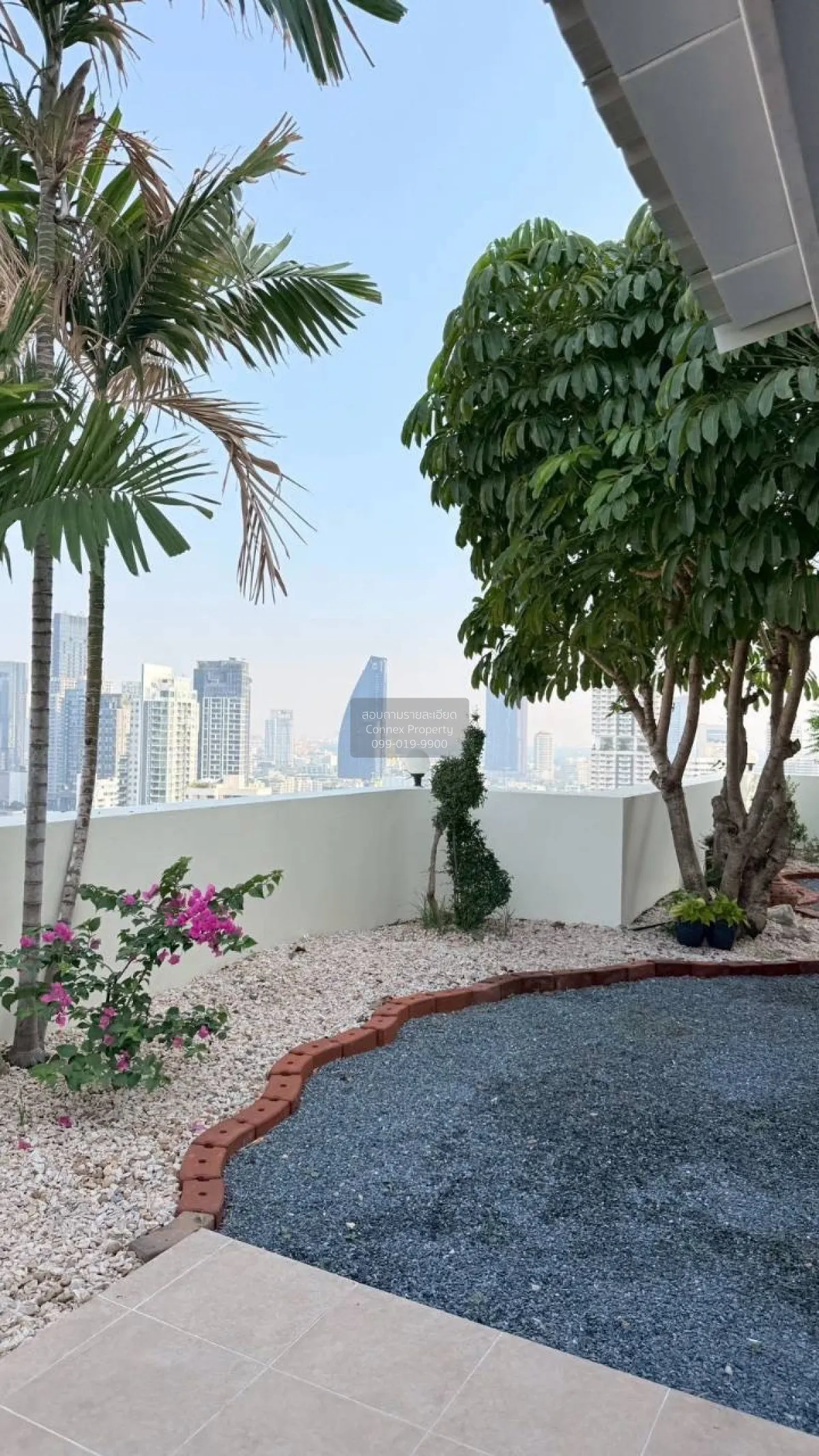 For Rent Apartment , Charan Tower , high floor , wide frontage , 