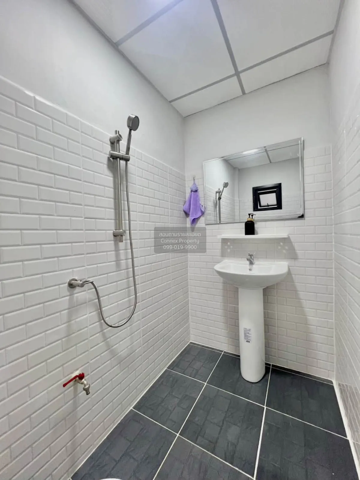 For Sale Townhouse/Townhome  , Baan Buathong 4 Baan Kluay-Sai Noi