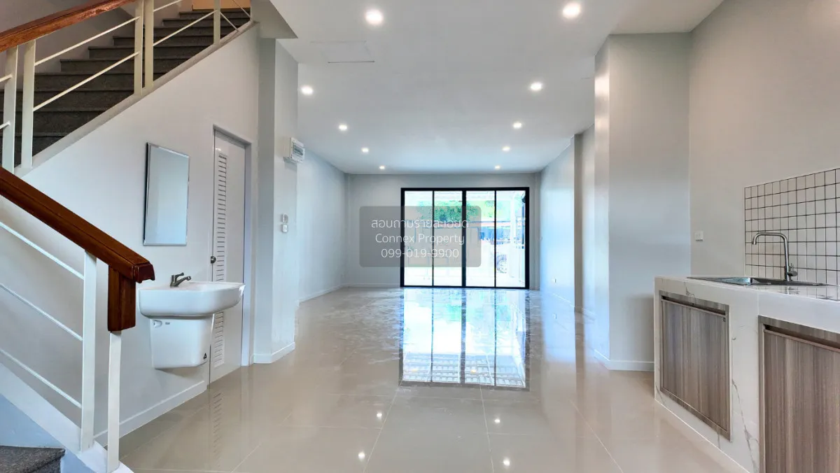 ขายอาคารพาณิชย์ 2 ชั้น ติดถนนบางโจ รีโนเวทใหม่ รีโนเวทใหม่ ศรีสุน 4