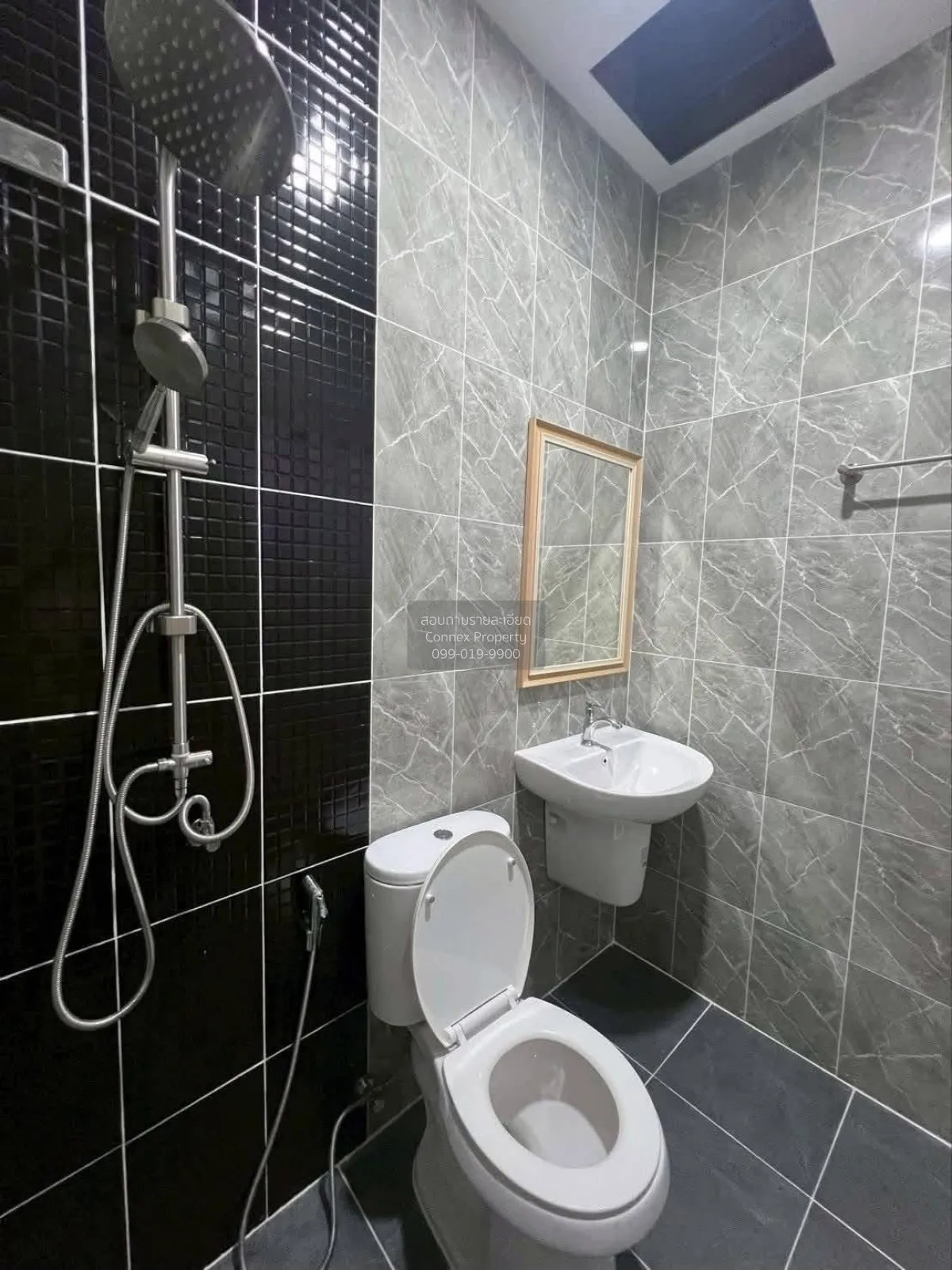 For Rent Townhouse/Townhome  , The Rich Villas - Palai , Chalong 