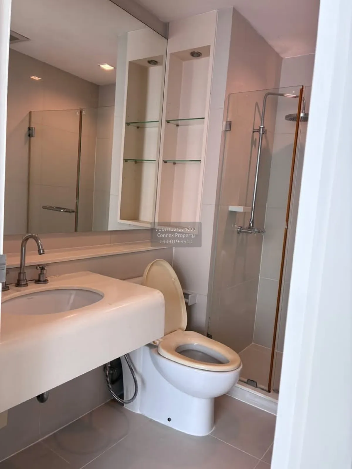 เช่าคอนโด  ไอวี สาทร BTS-ช่องนนทรี สีลม เขต บางรัก กรุงเทพ CX-178