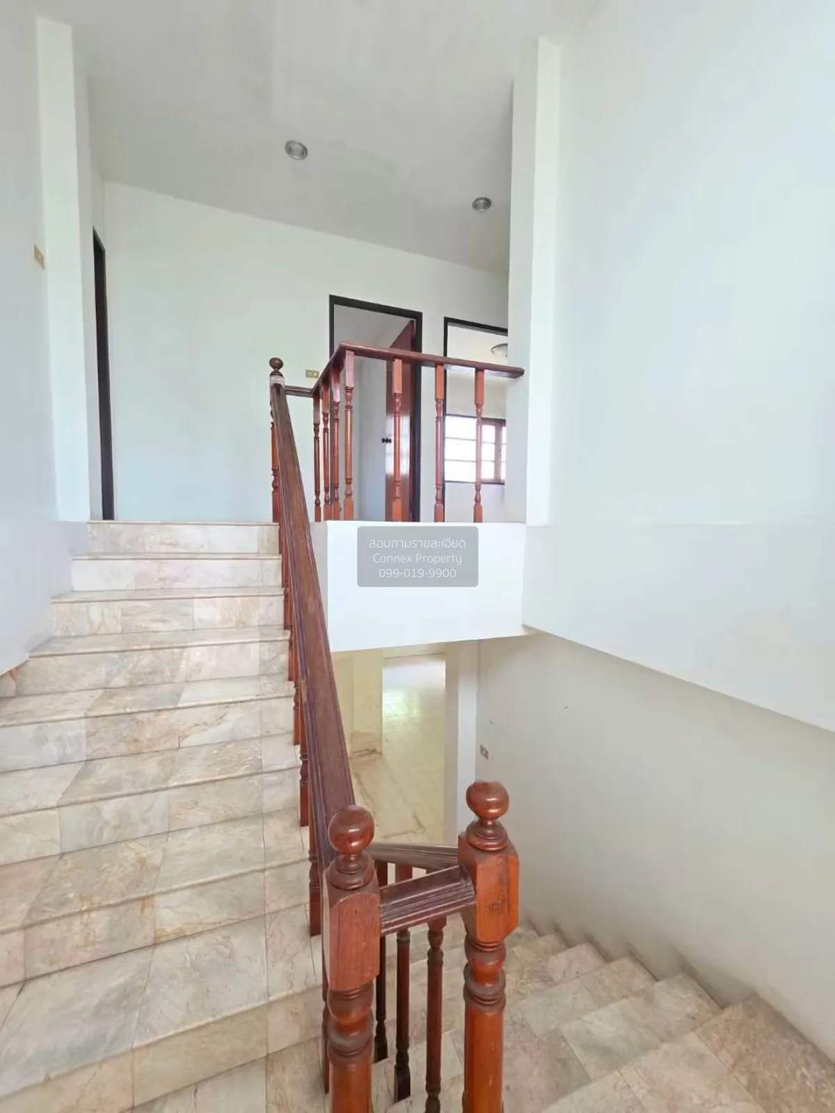 For Sale Townhouse/Townhome  , Eaksilp - Phanason , Ratsada , Mue