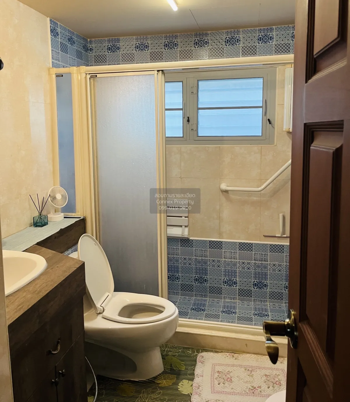 For Sale Condo , Siam Penthouse 2 Condominium , corner unit , wid
