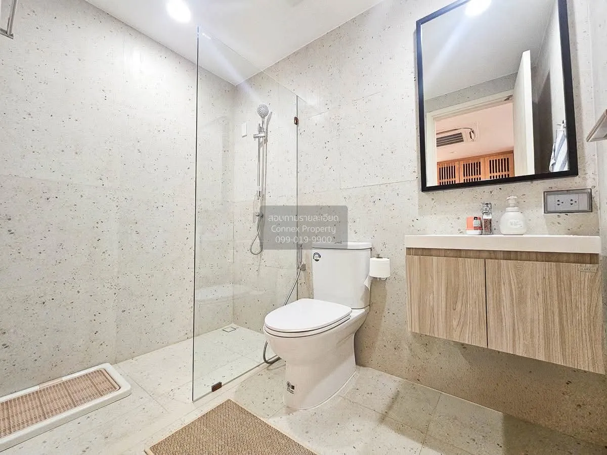 For Rent Townhouse/Townhome  , Nue Verse Krungthep Kreetha , Thap