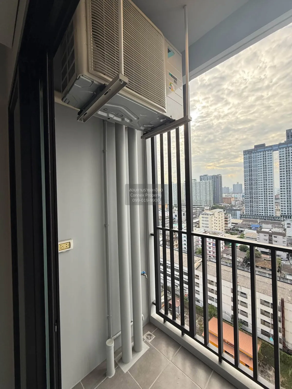 เช่าคอนโด  ไอดีโอ รามคำแหง - ลำสาลี สเตชั่น MRT-ลำสาลี (สายสีเหลื 2