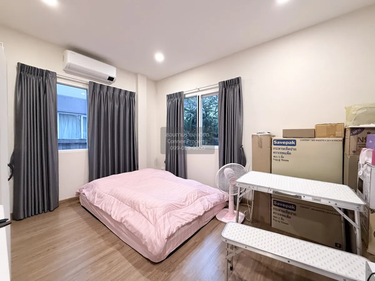 บ้านหลังริม พื้นที่ส่วนตัว 81 ตร.ว. เซนโทร สาทร - กัลปพฤกษ์ MRT-บ