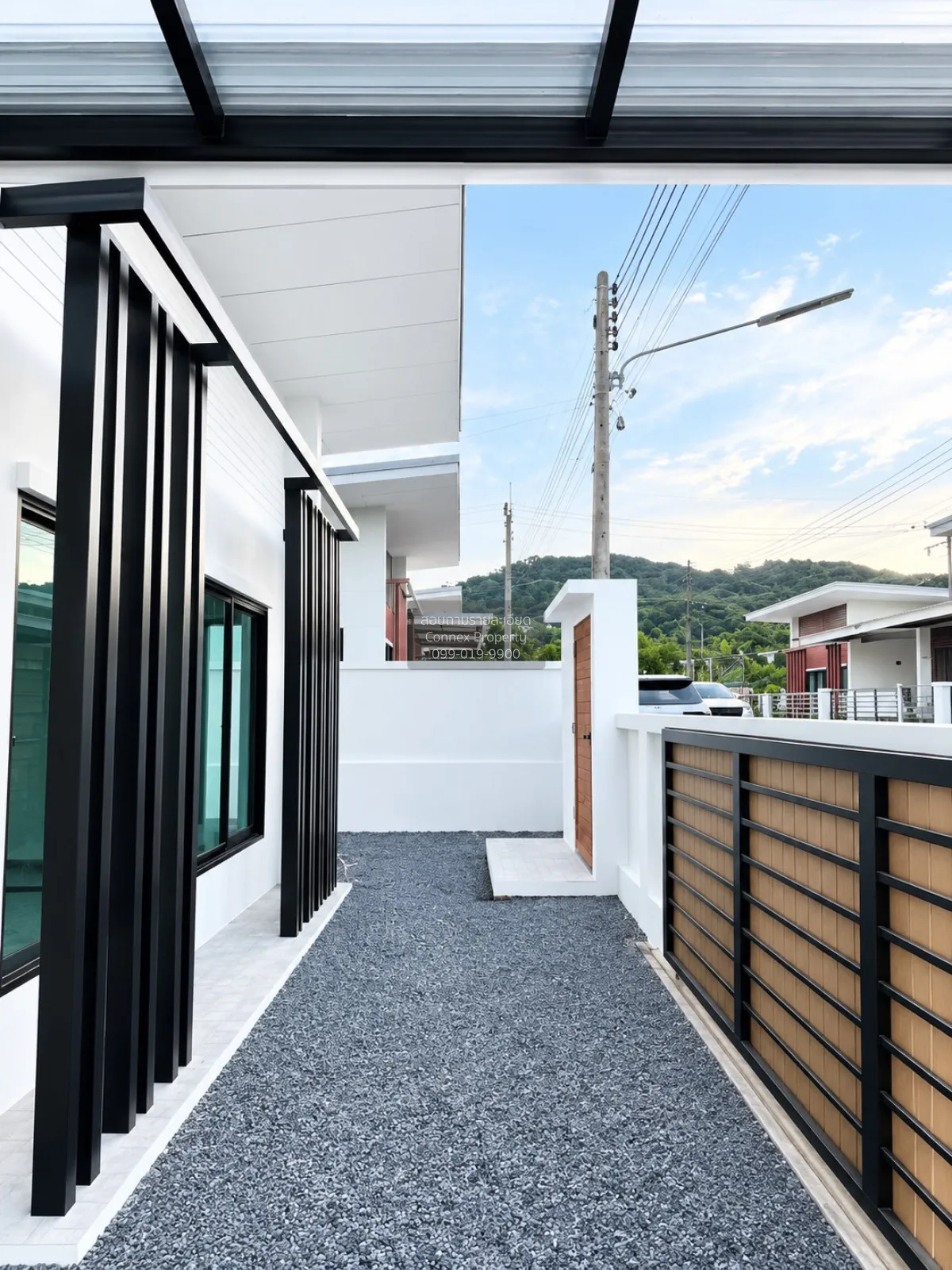 ขายบ้าน  บ้านพร้อมพันธ์ พรีเมี่ยม บีทาวน์ ป่าคลอก ถลาง ภูเก็ต CX-