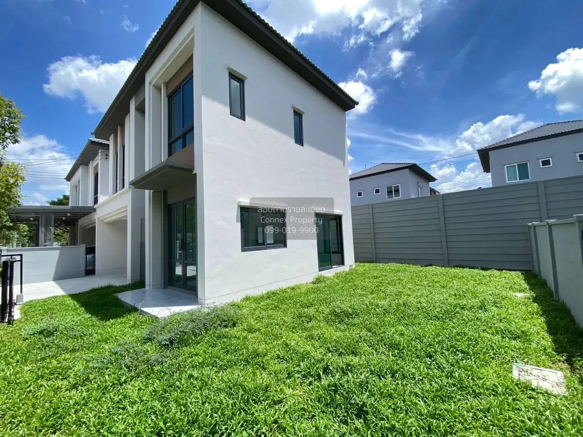 For Sale House , Baan Klang Muang The Edition Srinakarin - Suanlu