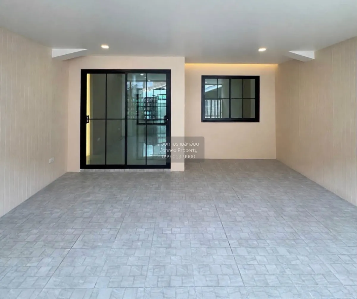 For Sale Townhouse/Townhome  , Net Thip , newly renovated , Wichi 3