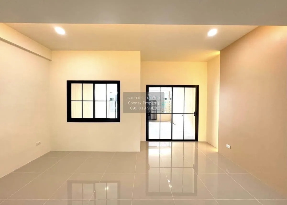 For Sale Townhouse/Townhome  , Net Thip , newly renovated , Wichi