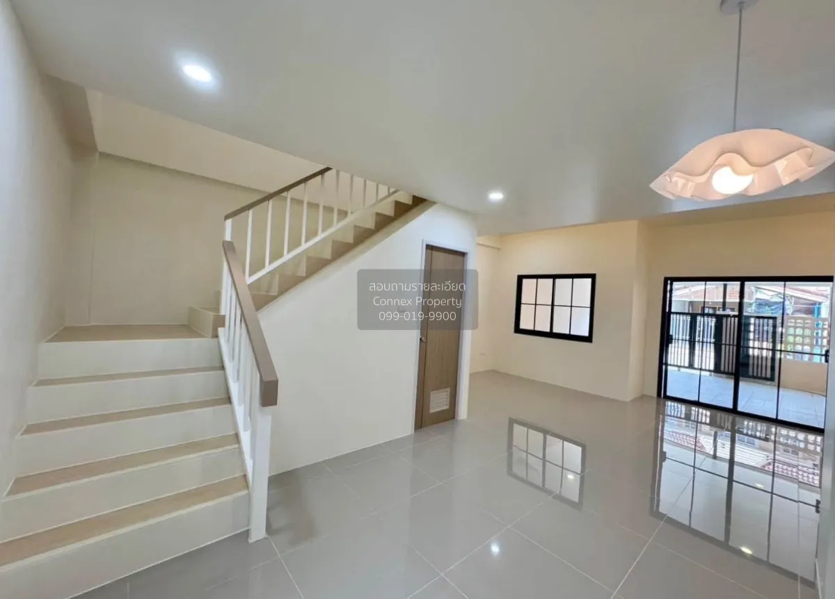 For Sale Townhouse/Townhome  , Net Thip , newly renovated , Wichi