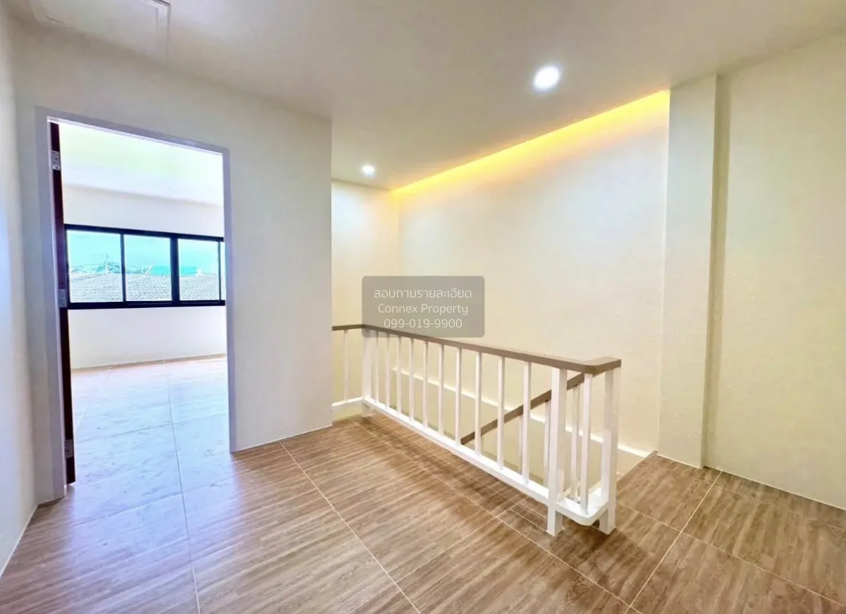 For Sale Townhouse/Townhome  , Net Thip , newly renovated , Wichi