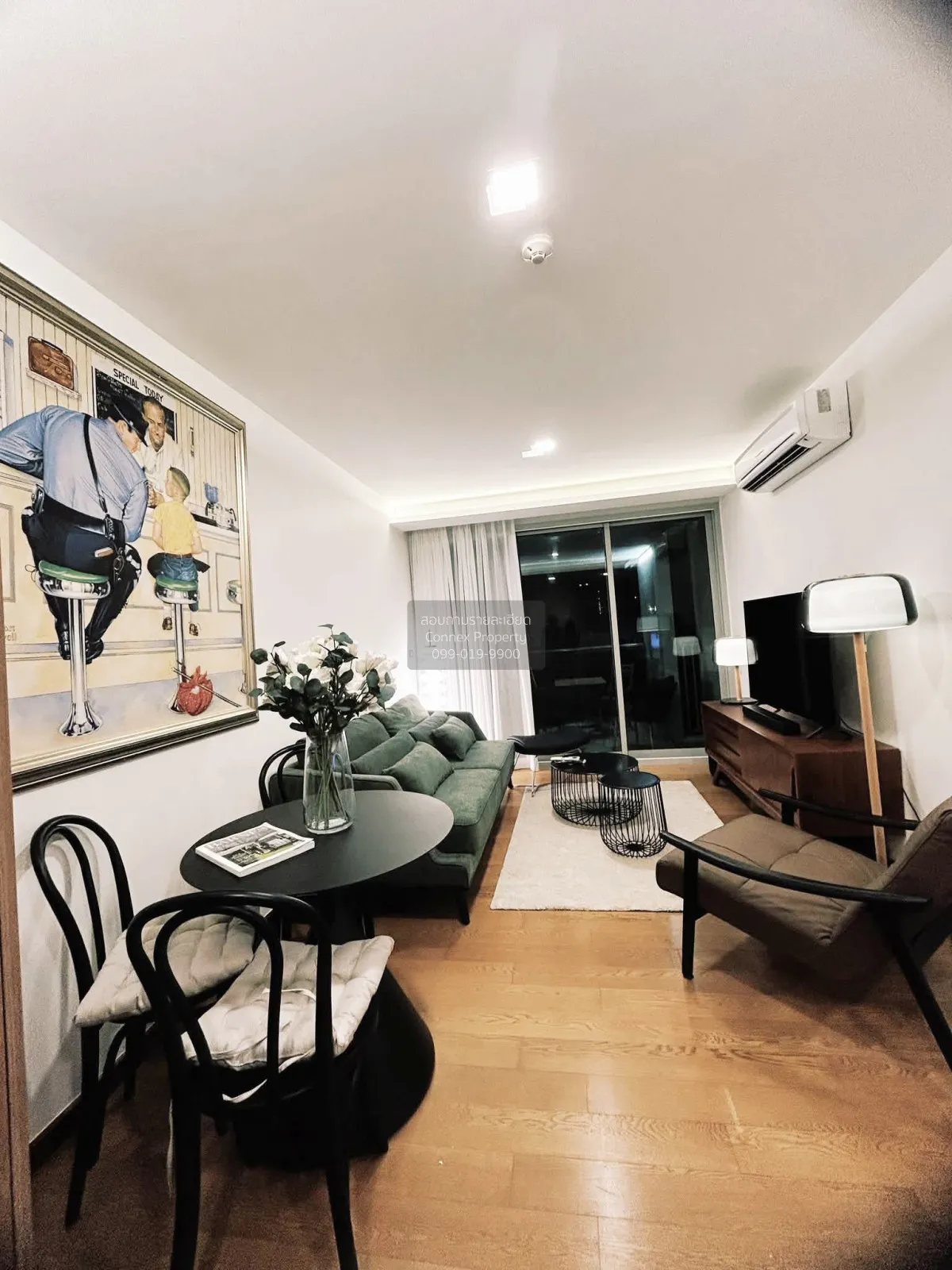 For Rent Condo , Via 31 , corner unit , wide frontage , Khlong To 1