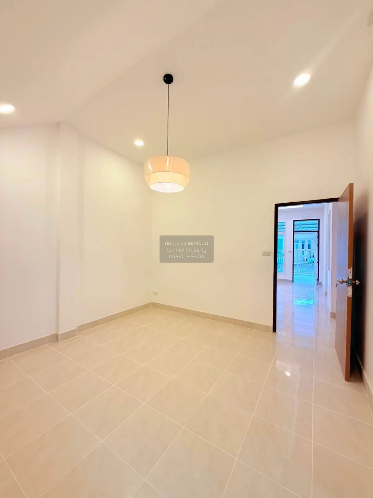For Sale House , The Valley 2 , corner unit , newly renovated , S