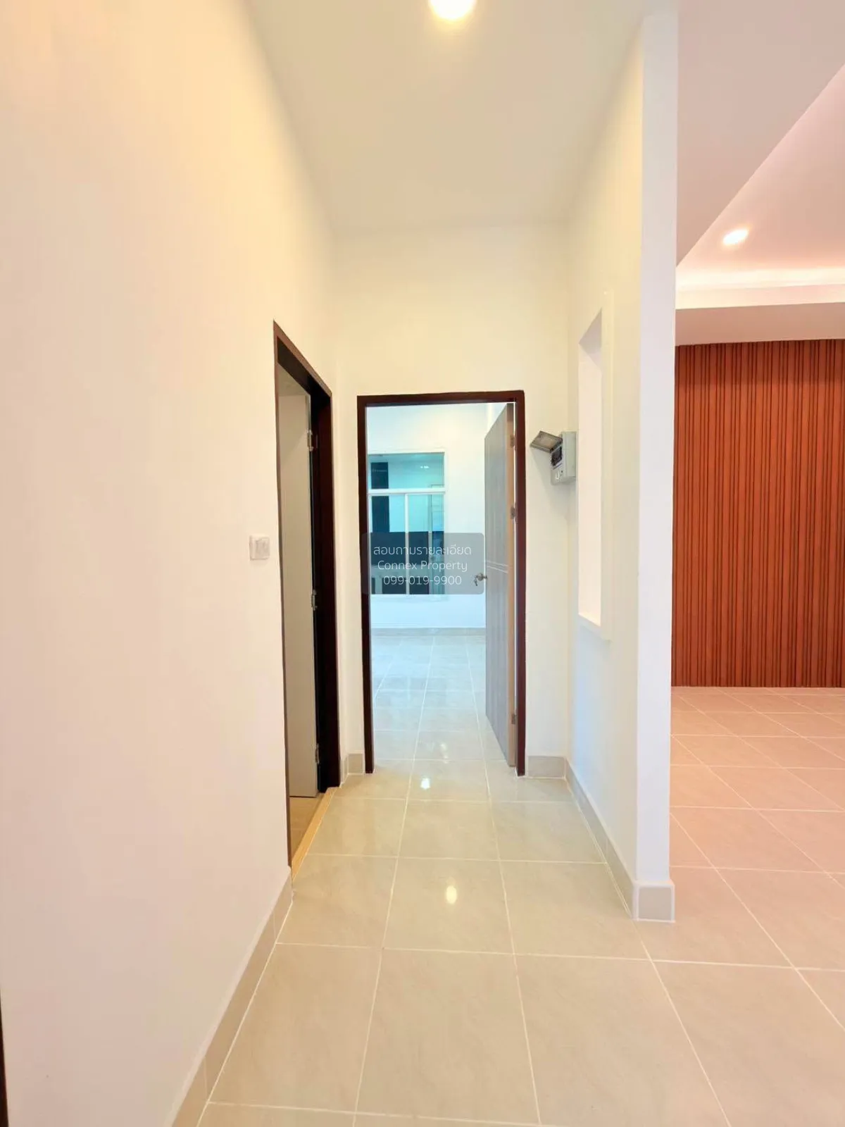For Sale House , The Valley 2 , corner unit , newly renovated , S