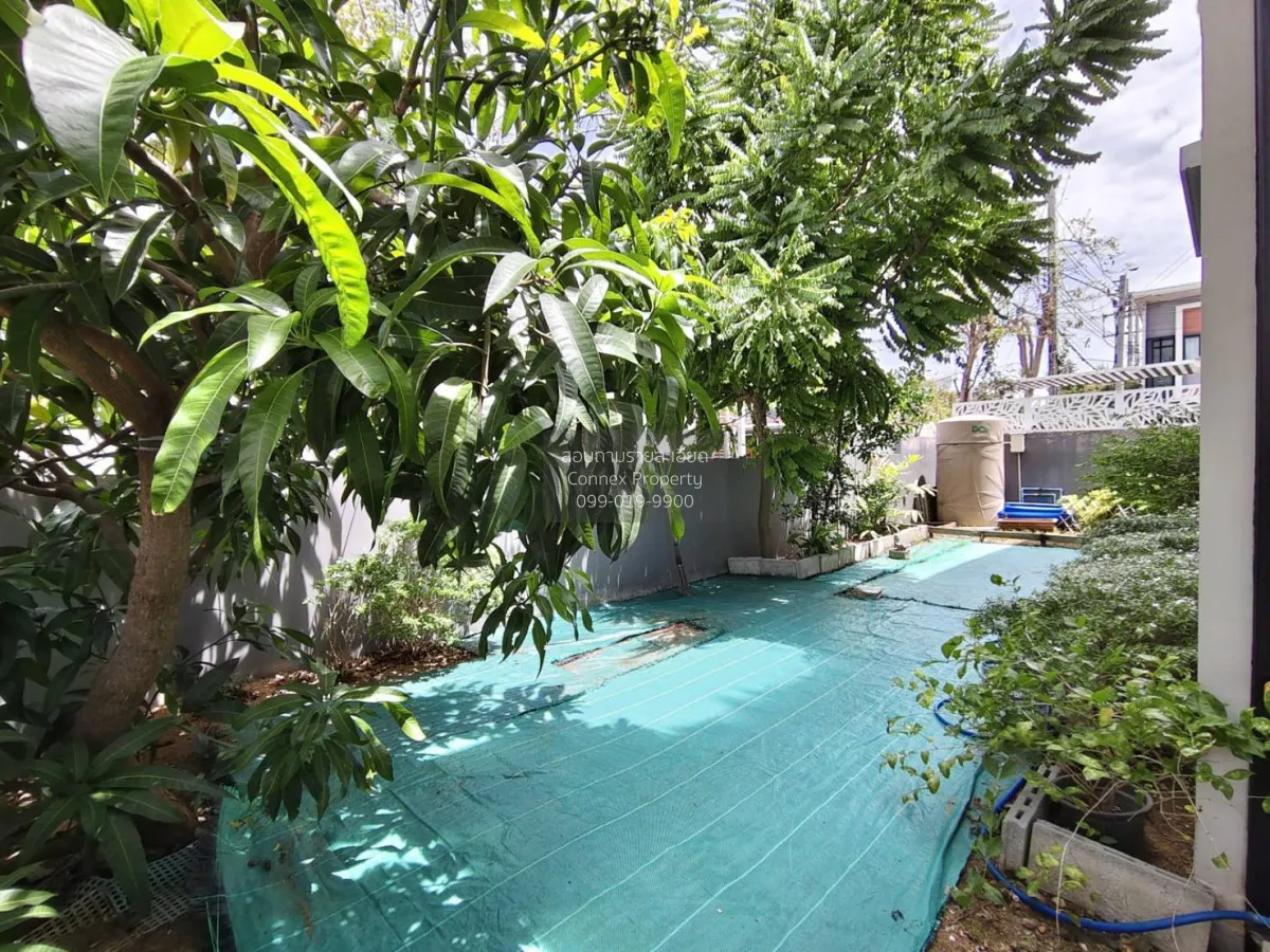 For Sale Townhouse/Townhome  , Siri Place Bangyai , corner unit , 3