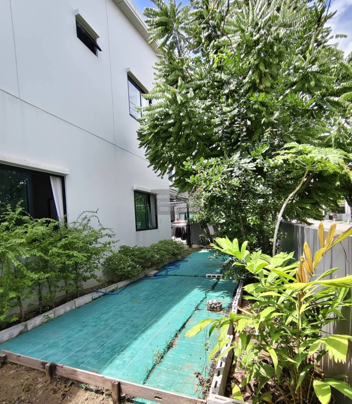 For Sale Townhouse/Townhome  , Siri Place Bangyai , corner unit , 4