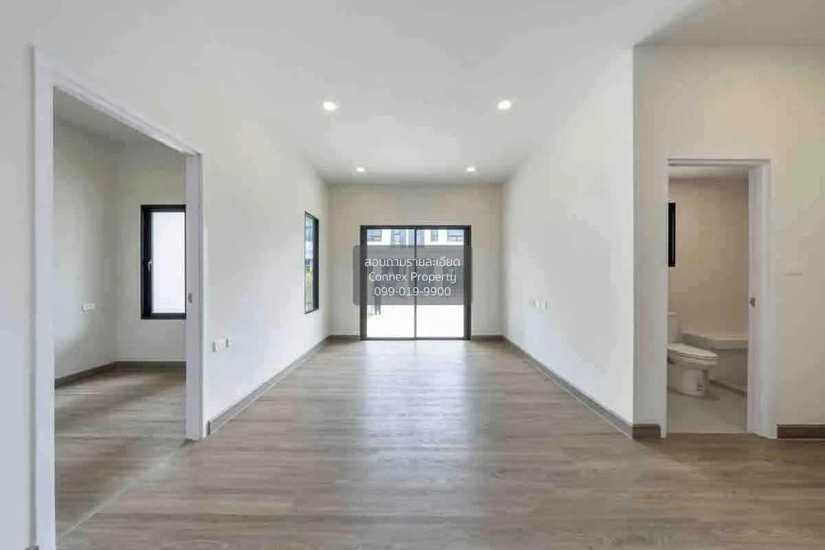 For Sale Townhouse/Townhome  , Britania Praksa Station , BTS-Phra