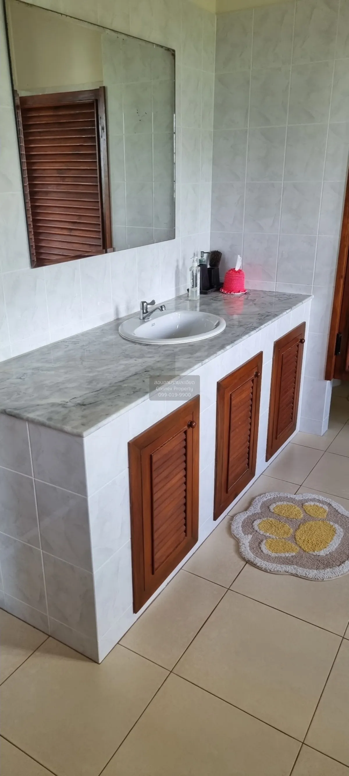 For Rent 5-Bedroom House with Unmatched Panoramic Views | Saiyuan
