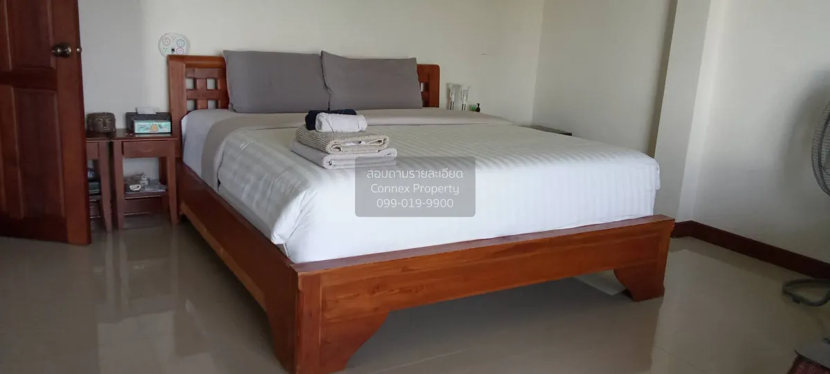 For Rent 5-Bedroom House with Unmatched Panoramic Views | Saiyuan