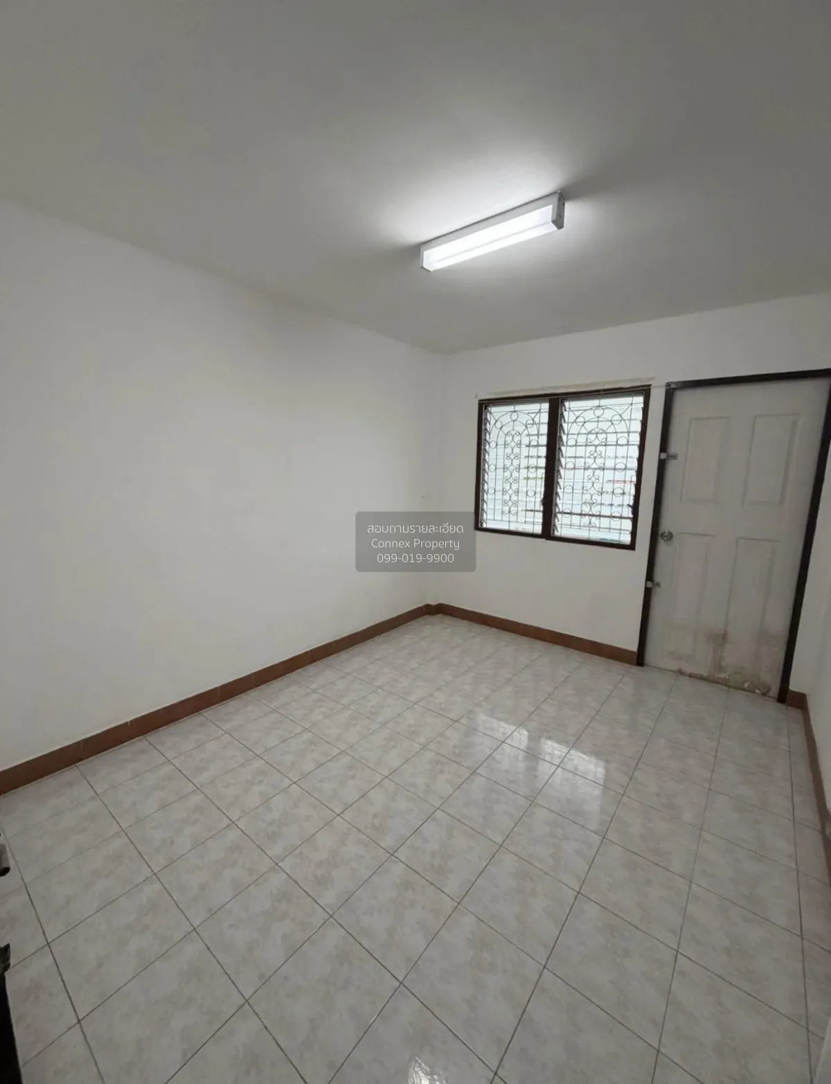 For Sale Townhouse/Townhome  , Irawadee Bypass Jeeteng , Ratsada 