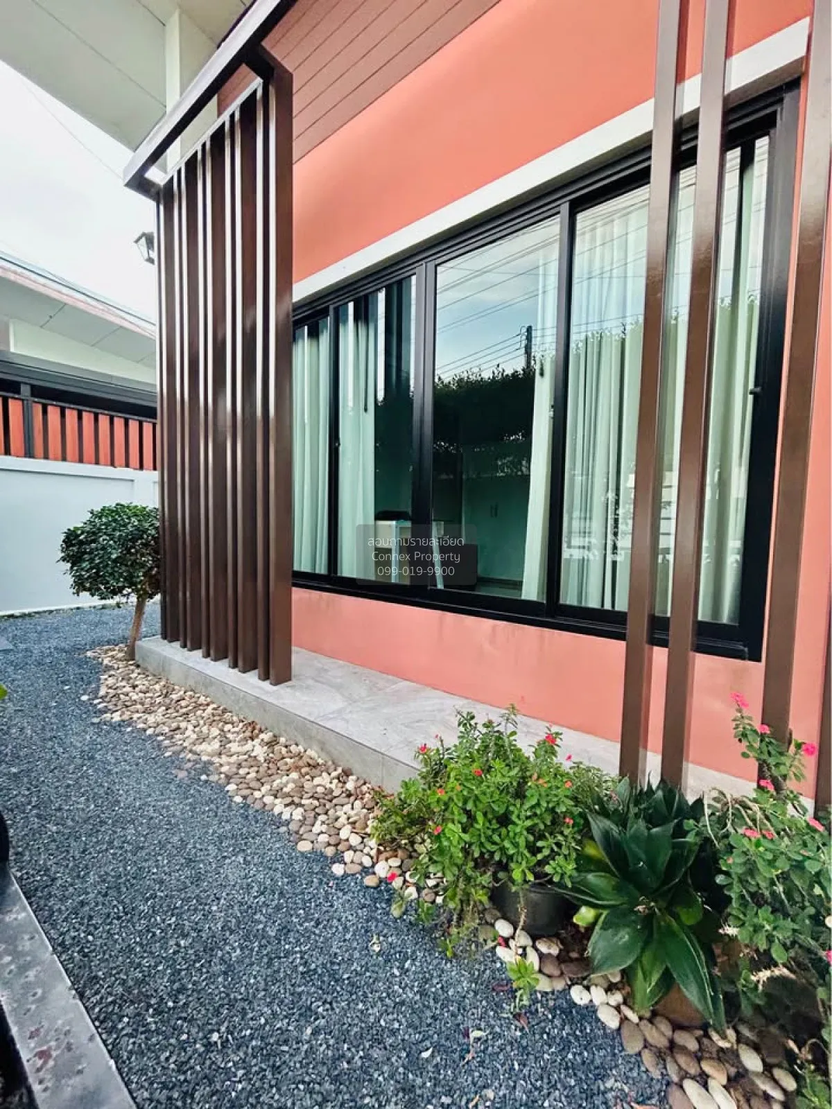 For Rent Single-storey house with 3 bedrooms and 2 bathrooms. , P 2