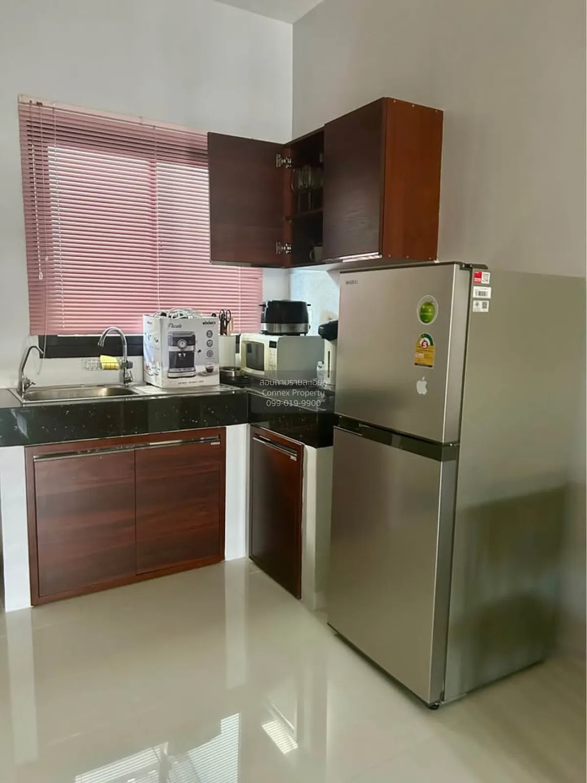 For Rent Single-storey house with 3 bedrooms and 2 bathrooms. , P