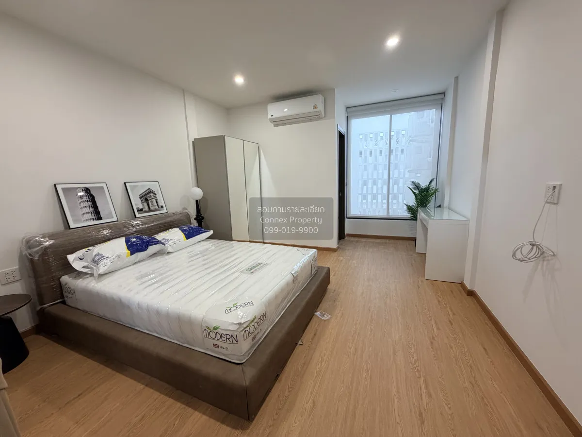 For Sale Townhouse/Townhome  , Khlong Tan Niwet Village , newly r
