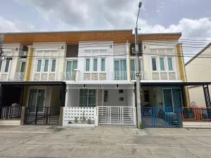 For Sale Townhouse/Townhome  , Golden Town Chalermprakiat - Suan Luang , Dok Mai , Prawet , Bangkok , CX-179826