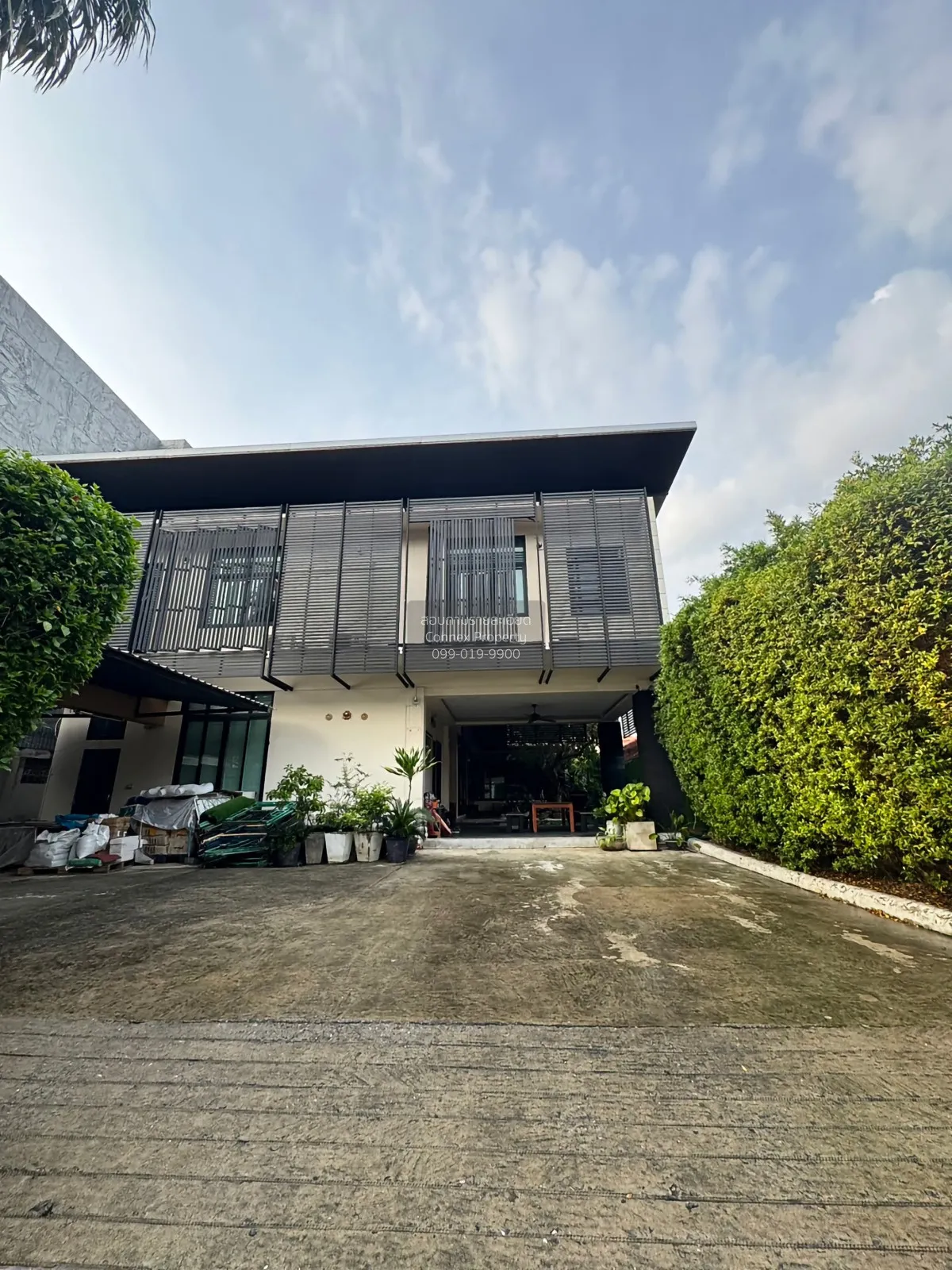 ขายบ้านเดี่ยว 2 ชั้น หลังใหญ่ ทำเลทอง นาคนิวาส 41 (เลียบด่วน-ลาดพ 2