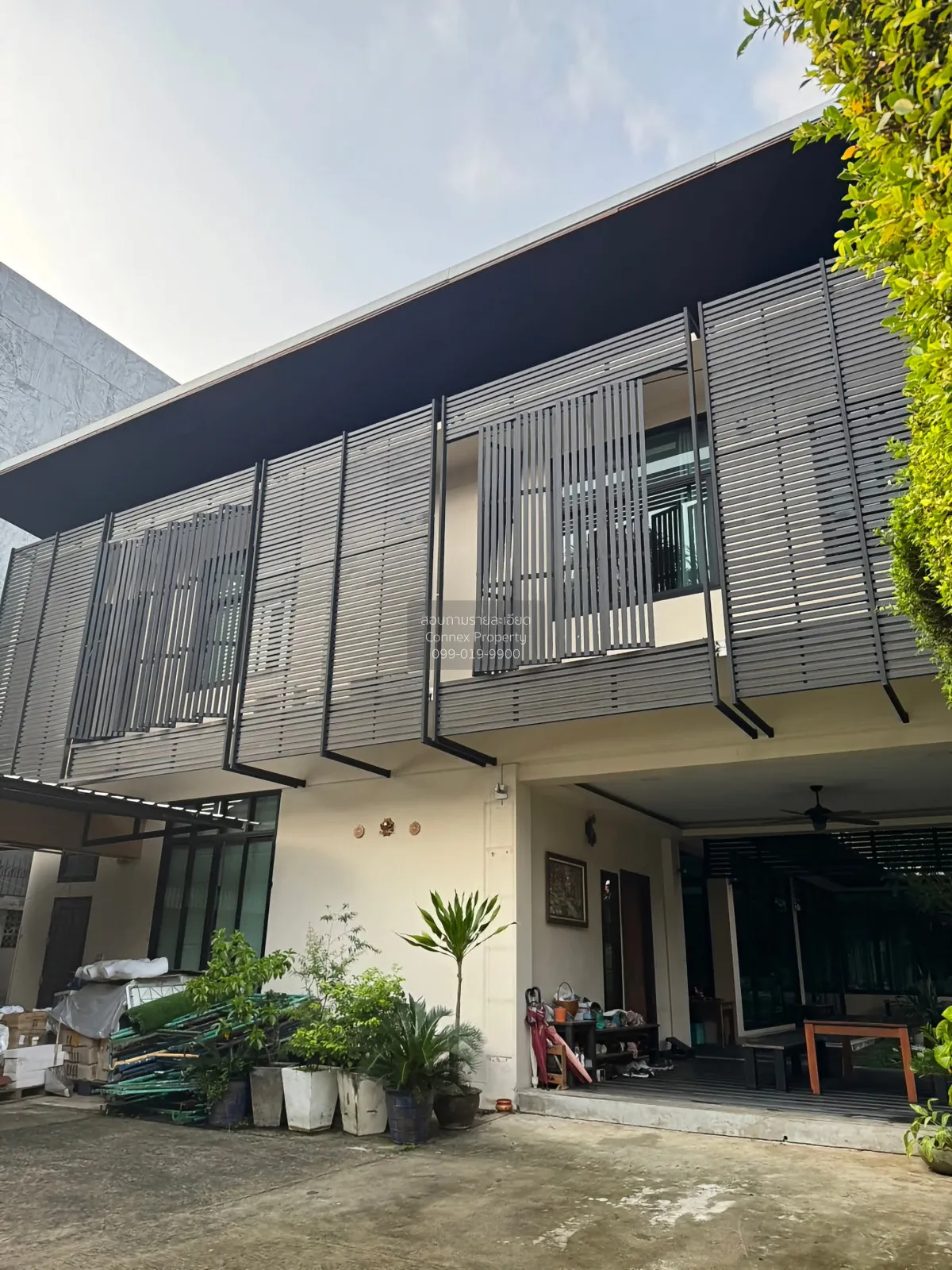 ขายบ้านเดี่ยว 2 ชั้น หลังใหญ่ ทำเลทอง นาคนิวาส 41 (เลียบด่วน-ลาดพ 3