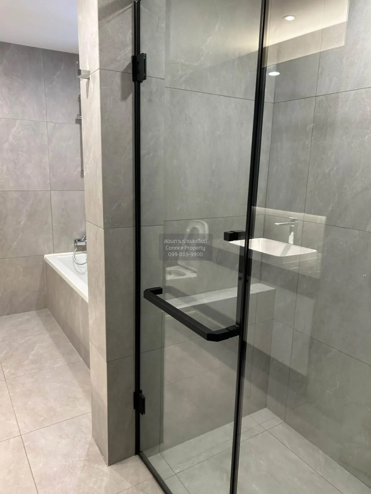 For Rent Condo , Ruamsuk Condominium , nice view , high floor , c
