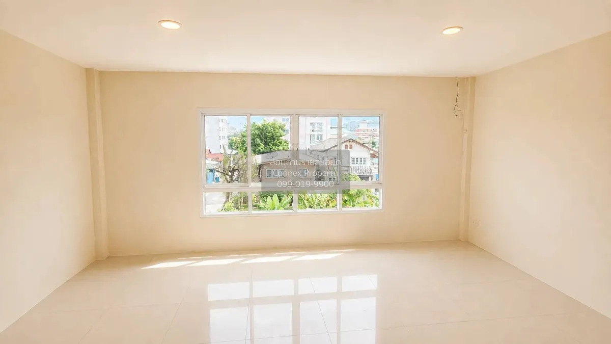 ขายหมู่บ้านลาซาลเพลส ห้องมุม บางนาใต้ เขต บางนา กรุงเทพ CX-180148