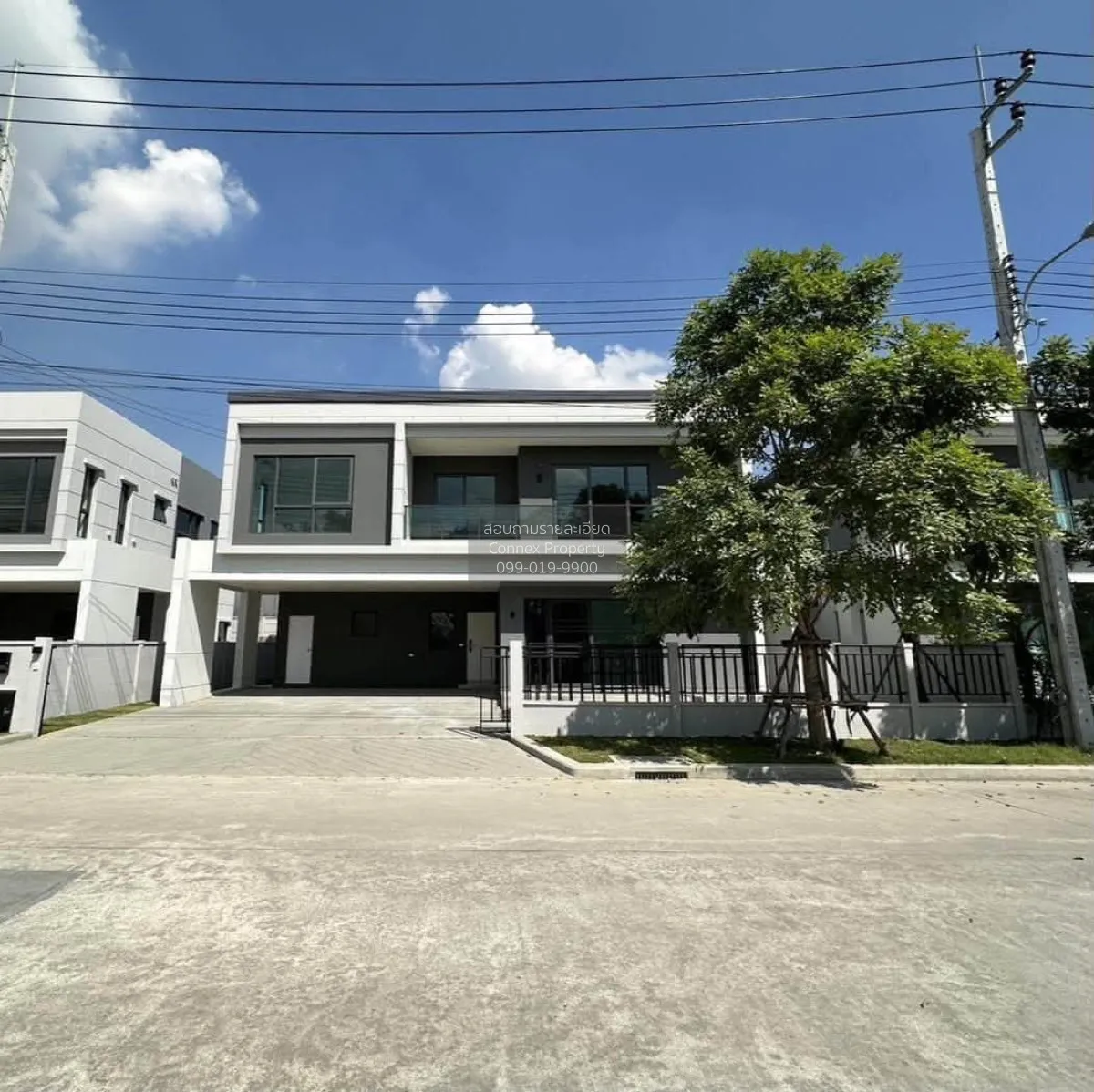 ขายบ้าน  เซนโทร ศรีนครินทร์ - บางนา หน้ากว้าง MRT-ศรีอุดม (สายสีเ 1