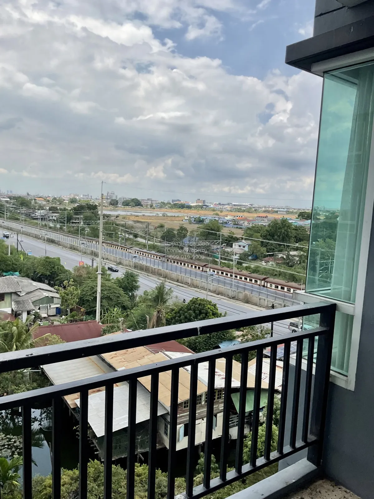 ขายคอนโด  ริล คอนโด รังสิต ห้องมุม หลักหก เมืองปทุมธานี ปทุมธานี 