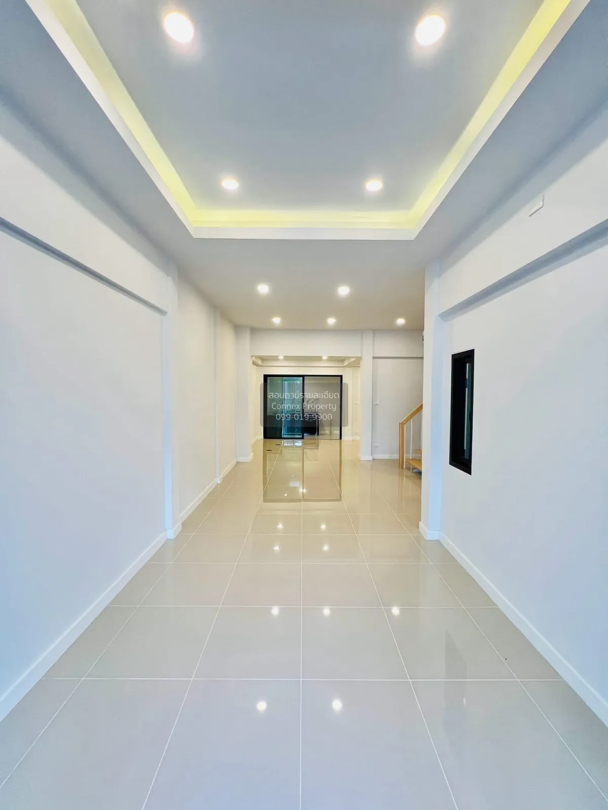 For Sale Townhouse/Townhome  , Si Chaithong 3 , wide frontage , n 4