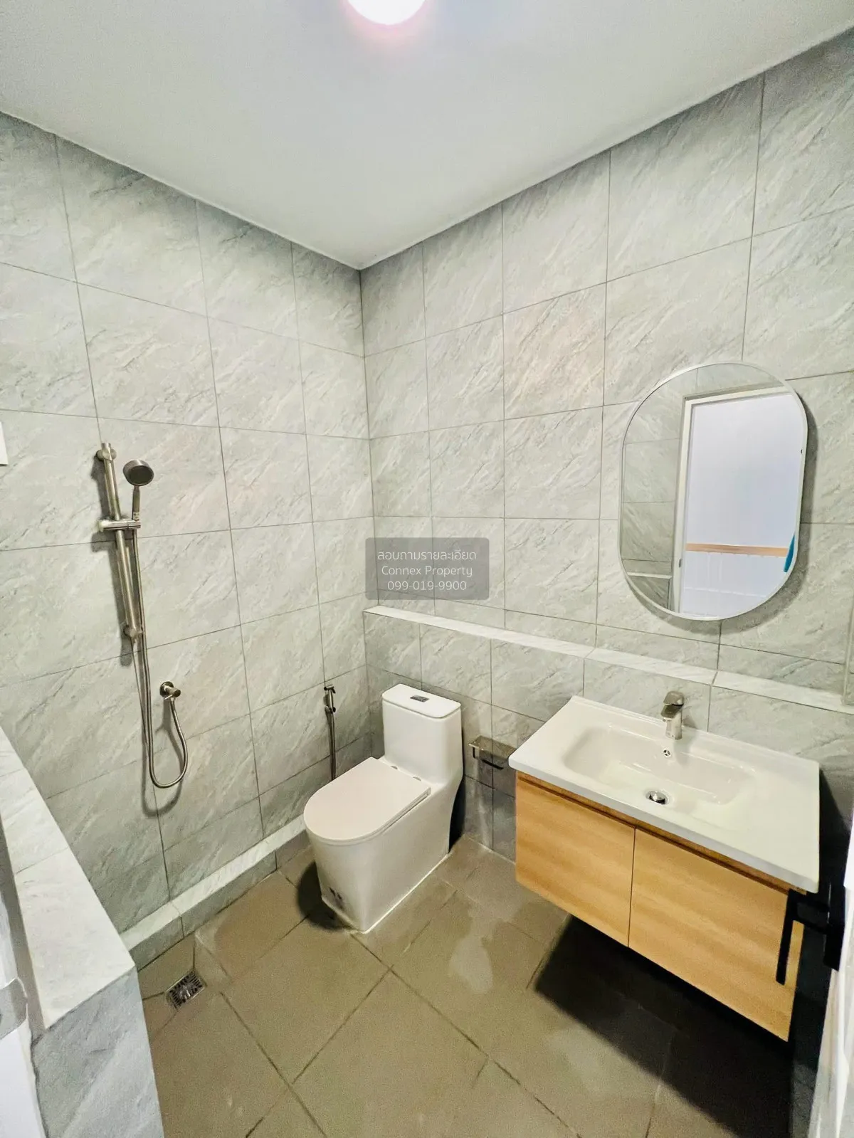 For Sale Townhouse/Townhome  , Si Chaithong 3 , wide frontage , n