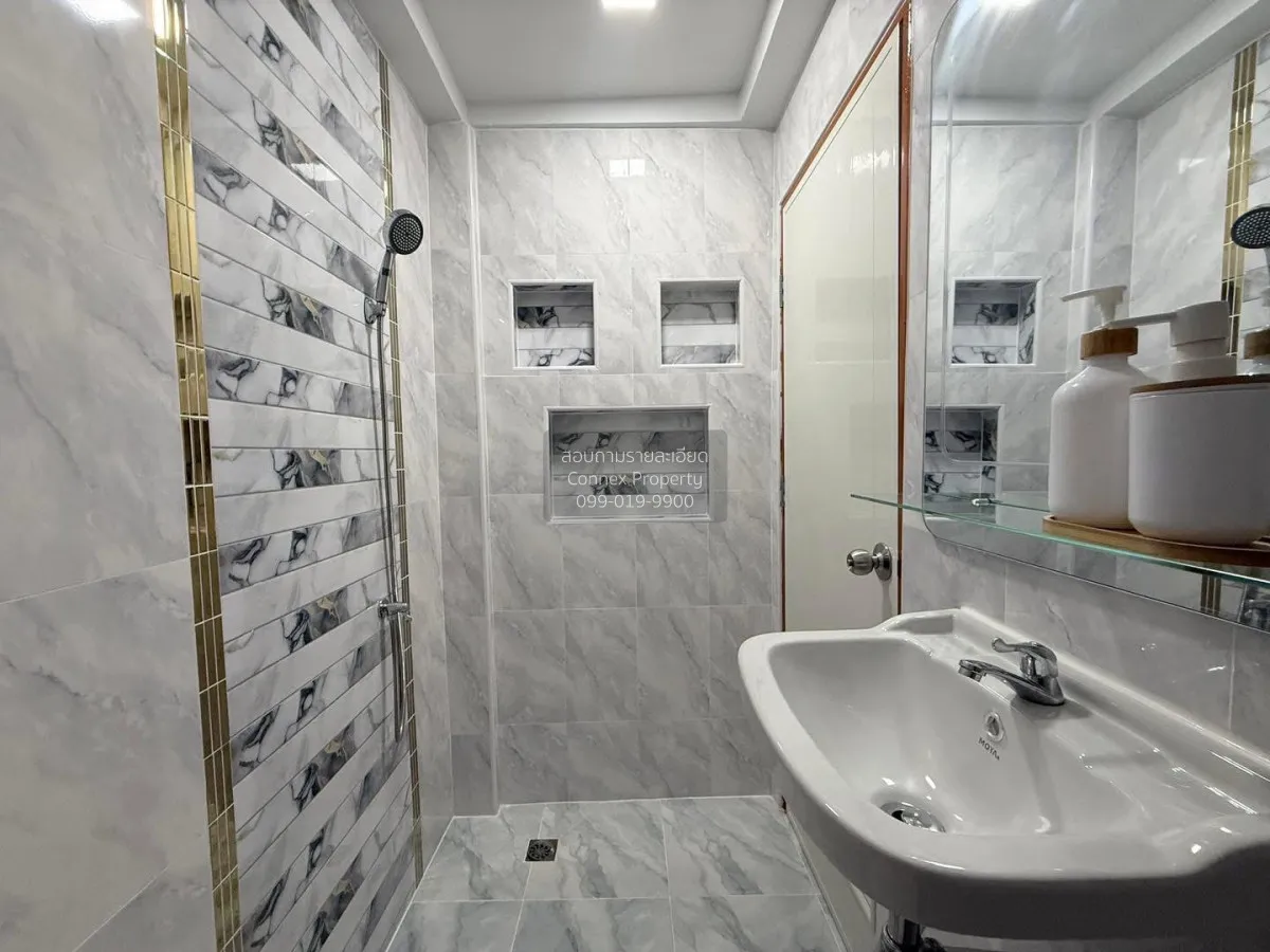 For Sale Townhouse/Townhome  , Amornsup , newly renovated , Krath