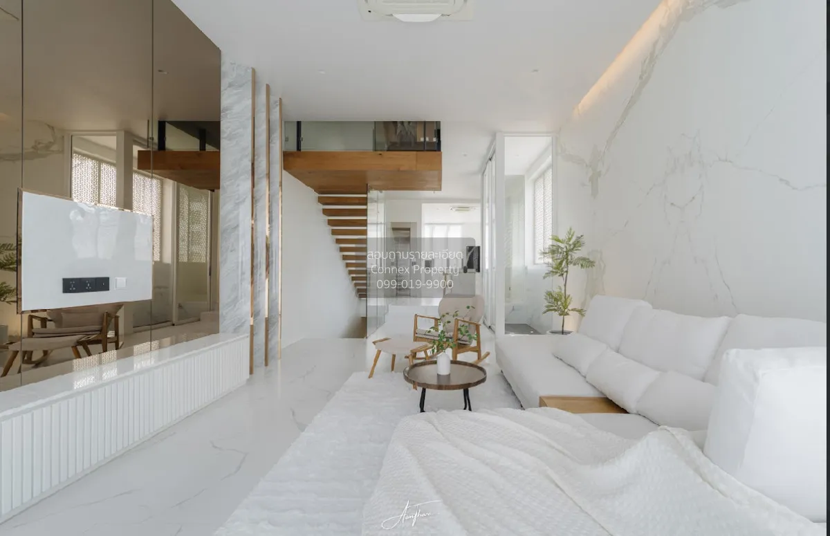 For Rent Modern Detached House in Ekkamai 10, Sukhumvit 65 , Phra